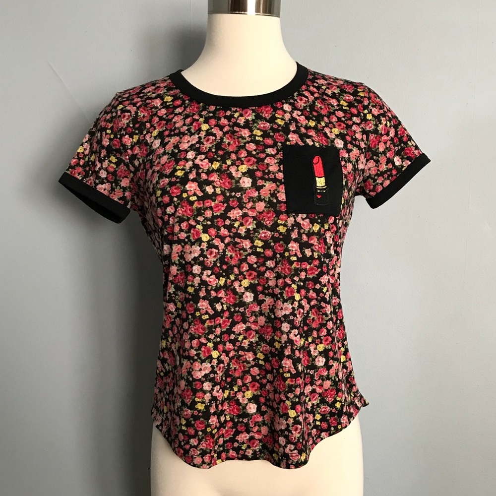 Floral Lipstick Tee